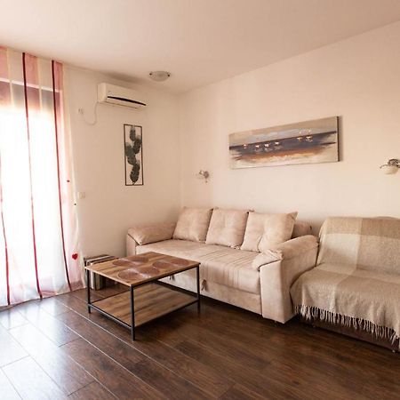 Apartment Lora Будва Екстериор снимка